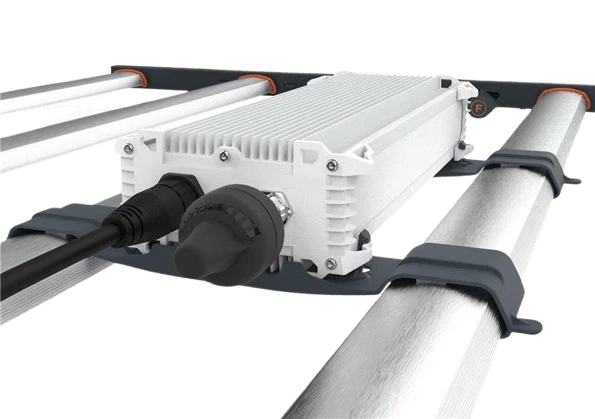 Fluence SPYDR 2r 626 Watt LED Grow Light
